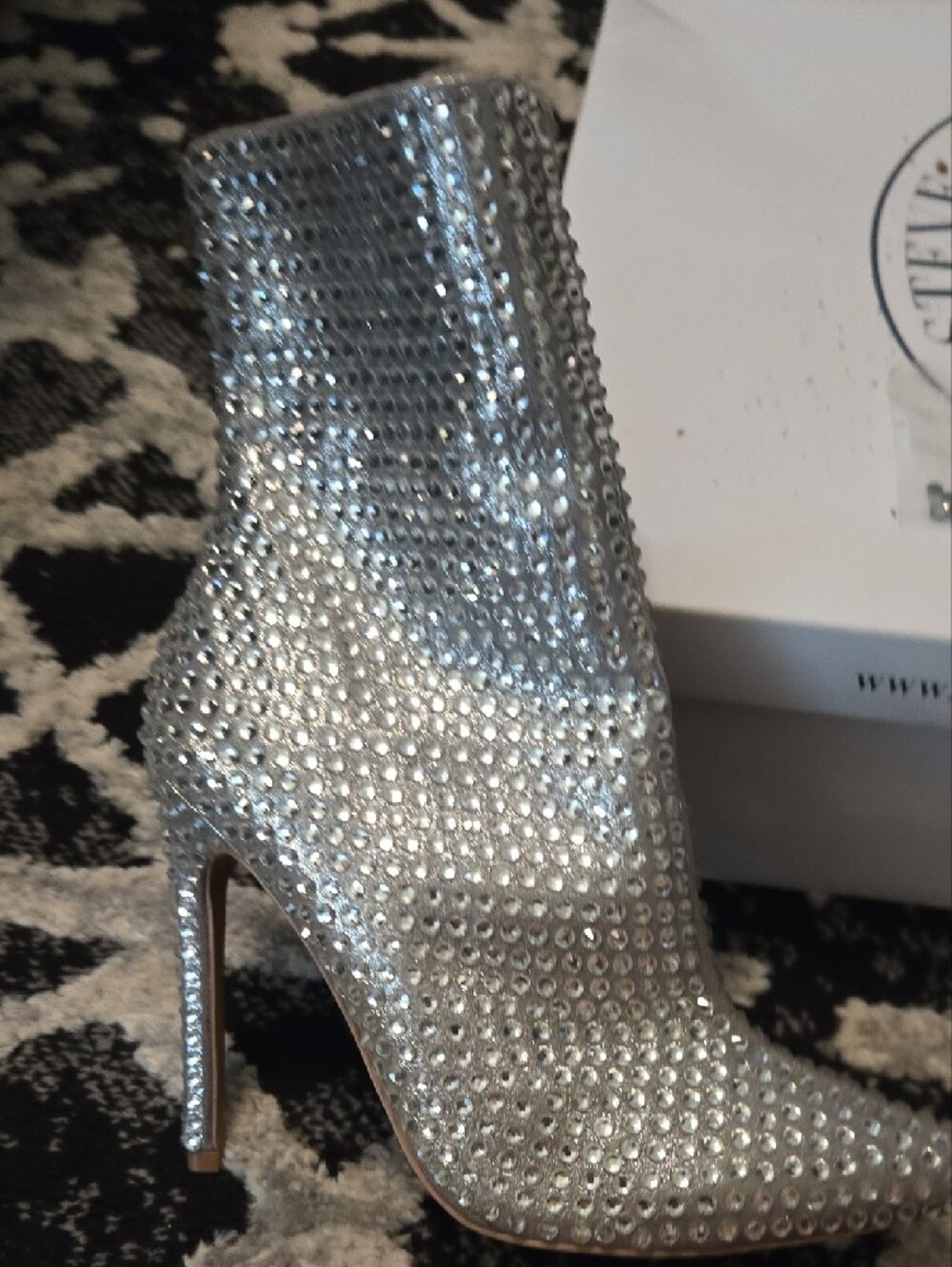 Steve Madden Silver Crystal Studded Pointed Toe Ankle Boots - Picture 12 of 12